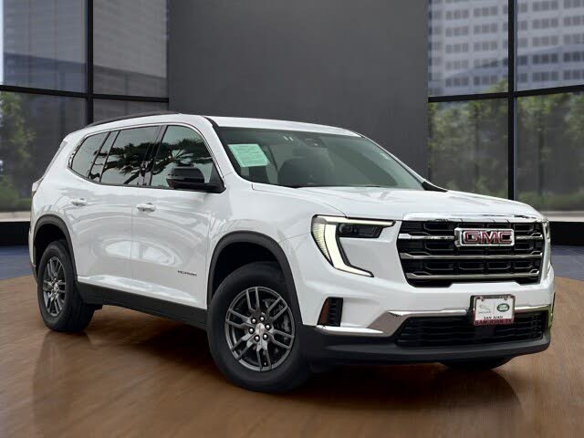 2025 GMC Acadia Elevation FWD