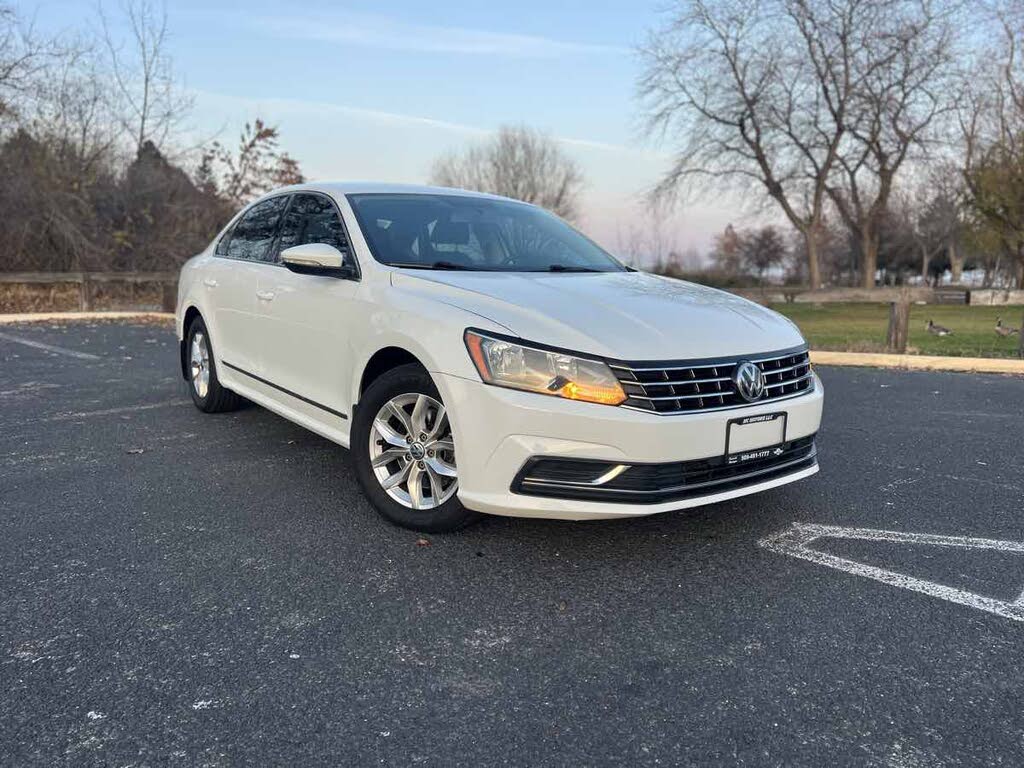 2017 Volkswagen Passat 1.8T S