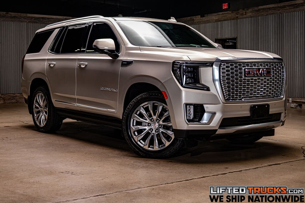 2022 GMC Yukon Denali 4WD