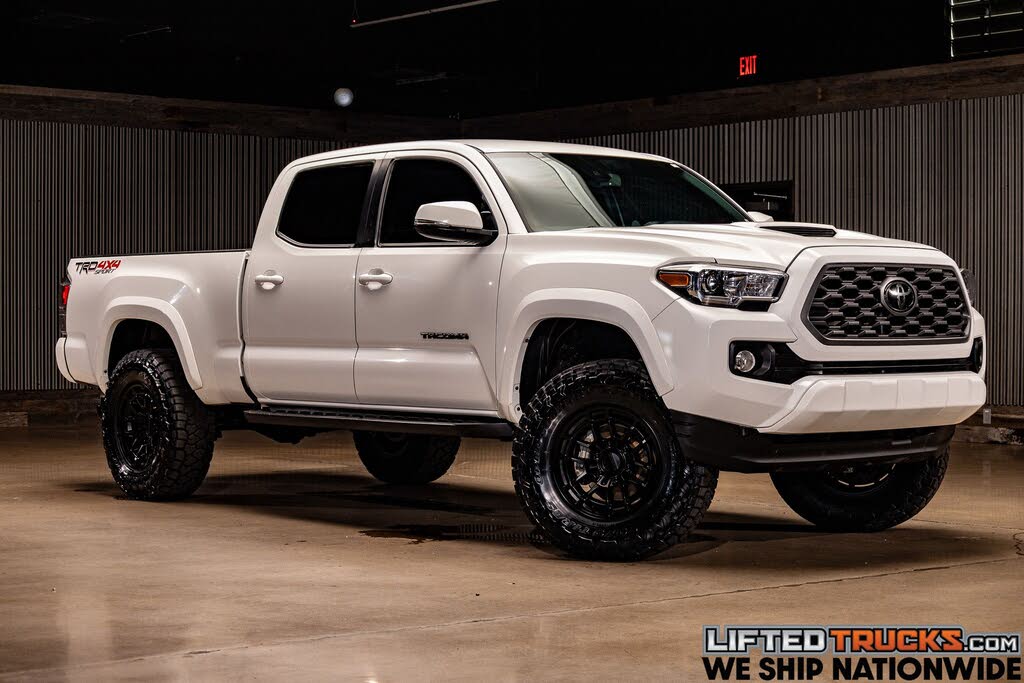 2022 Toyota Tacoma SR5 V6 Double Cab LB 4WD