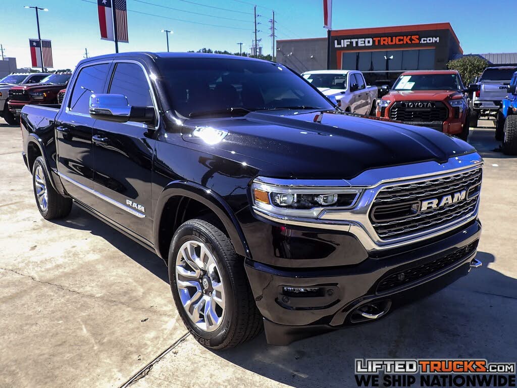 2023 RAM 1500 Limited Crew Cab 4WD