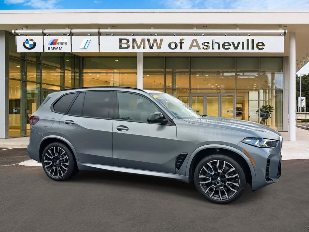 2025 BMW X5 M60i xDrive AWD