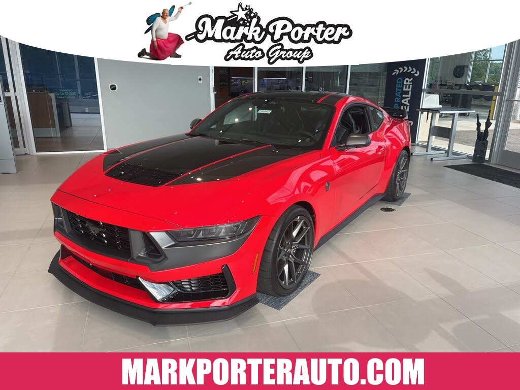 2025 Ford Mustang Dark Horse Fastback RWD