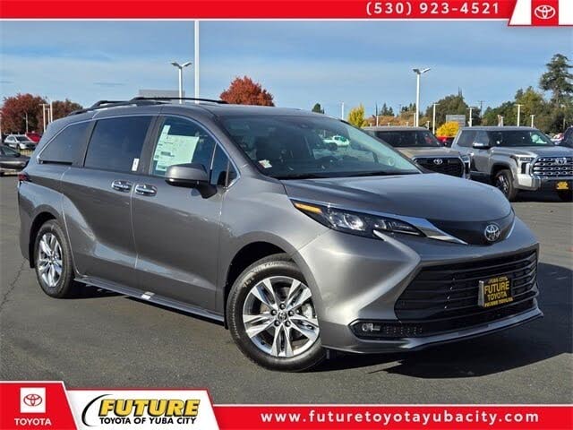 2026 Toyota Sienna XLE 7-Passenger AWD