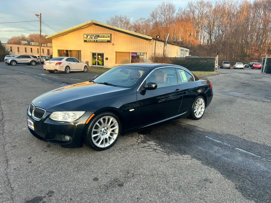 2013 BMW 3 Series 328i Convertible RWD