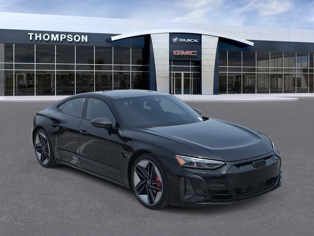 2022 Audi RS e-tron GT quattro AWD