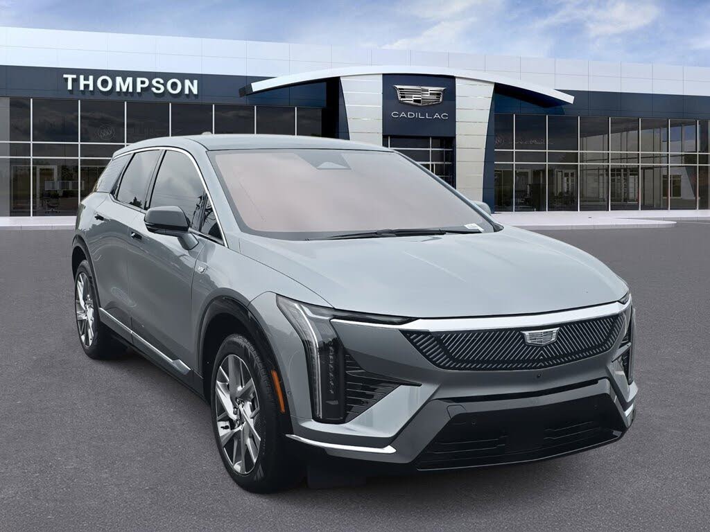 2025 Cadillac OPTIQ Luxury 1 AWD