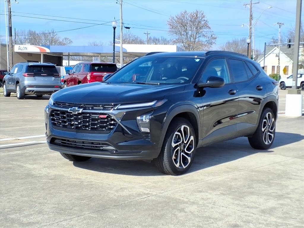 2025 Chevrolet Trax RS with 2RS FWD