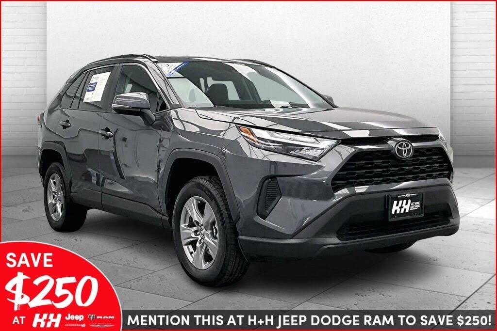 2025 Toyota RAV4 XLE AWD