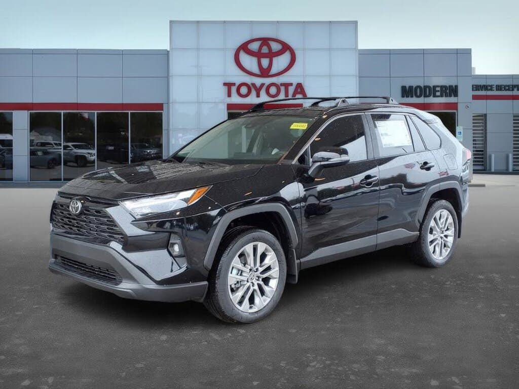 2025 Toyota RAV4 XLE Premium FWD