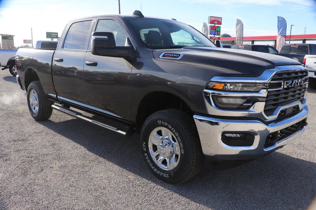 2026 RAM 2500 Tradesman Crew Cab 4WD