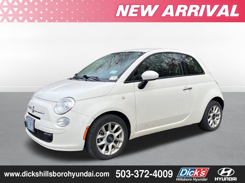 2017 FIAT 500 Pop Hatchback FWD