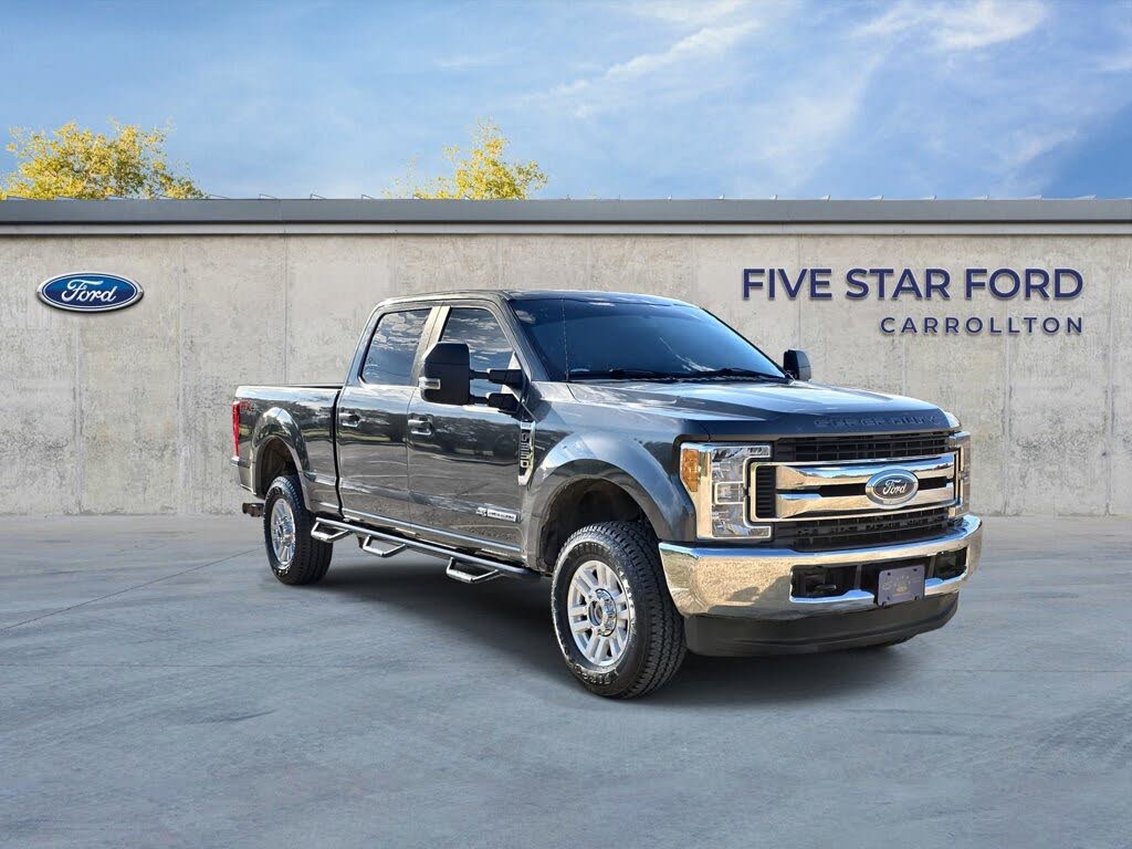 2017 Ford F-250 Super Duty XL Crew Cab 4WD
