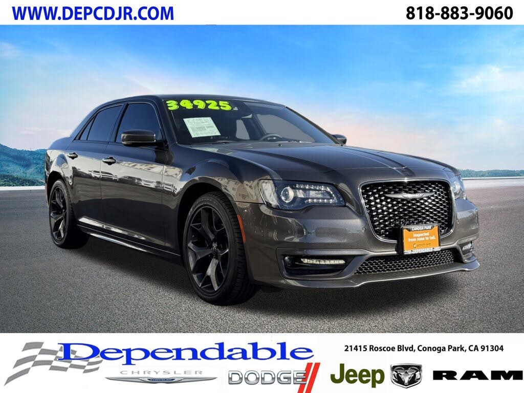 2023 Chrysler 300 Touring L RWD