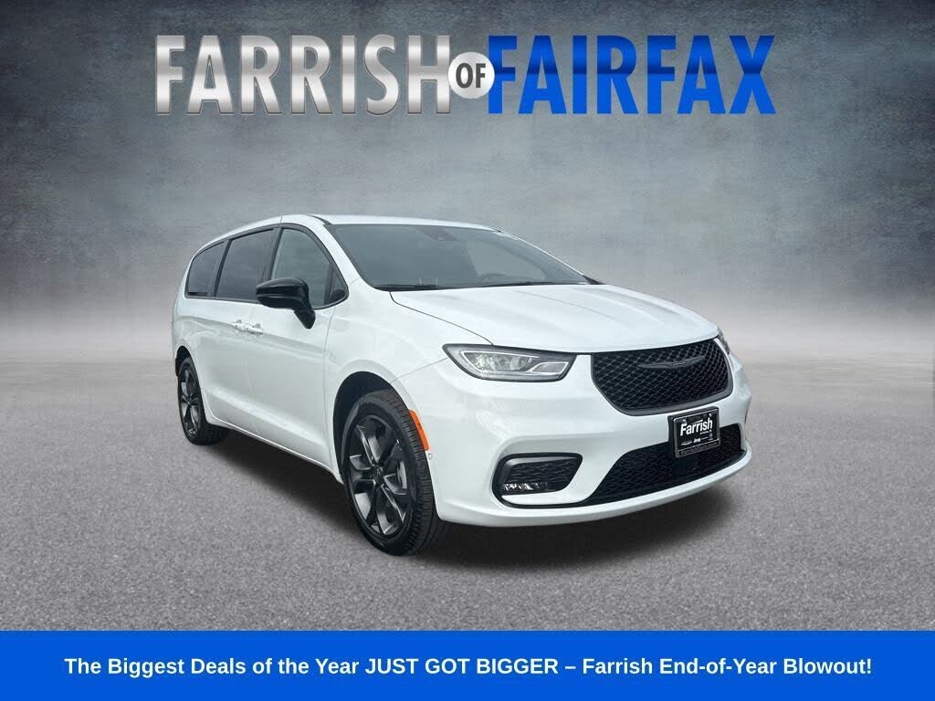 2026 Chrysler Pacifica Select AWD