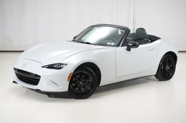 2019 Mazda MX-5 Miata Sport RWD