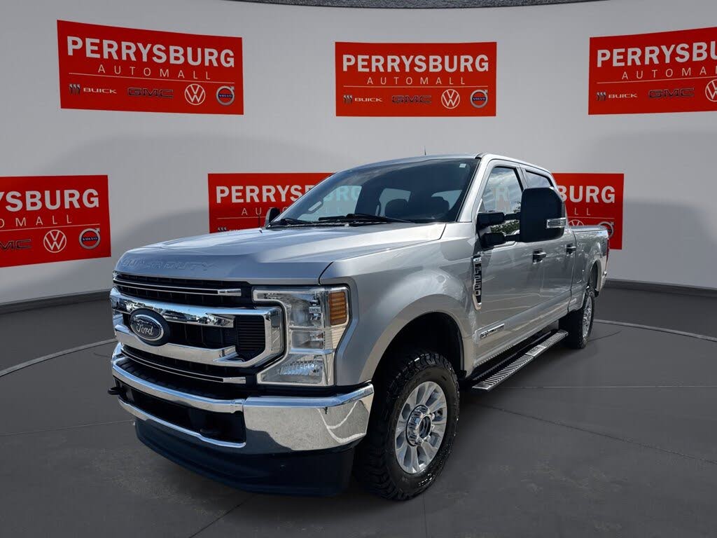2022 Ford F-250 Super Duty XLT Crew Cab 4WD