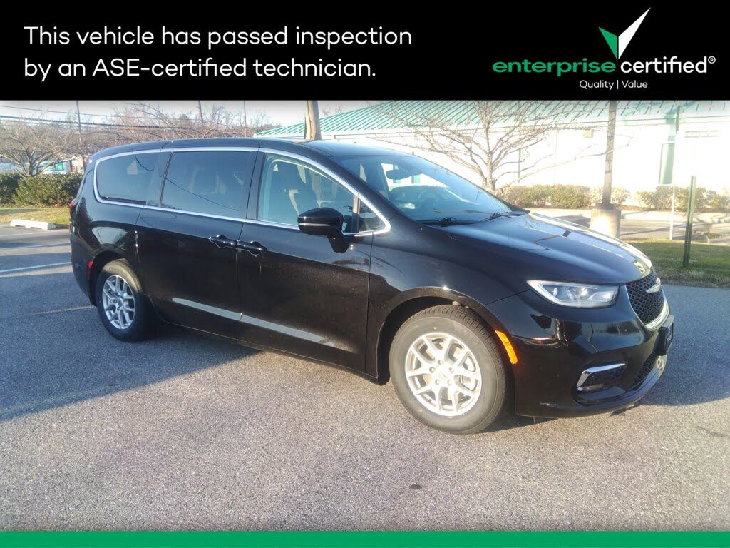 2024 Chrysler Pacifica Touring L FWD