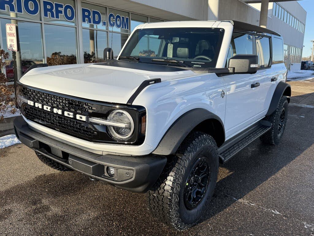 2025 Ford Bronco Outer Banks 4-Door 4WD