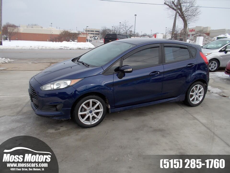 2016 Ford Fiesta SE Hatchback