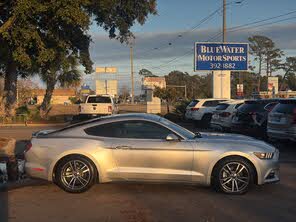 Ford Mustang EcoBoost Premium Coupe RWD