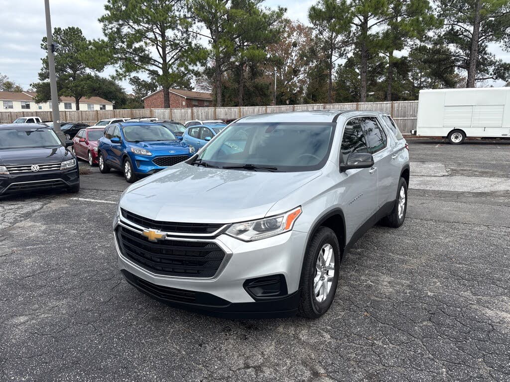 2021 Chevrolet Traverse LS FWD