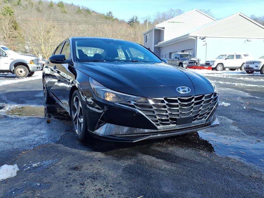 2021 Hyundai Elantra SEL FWD