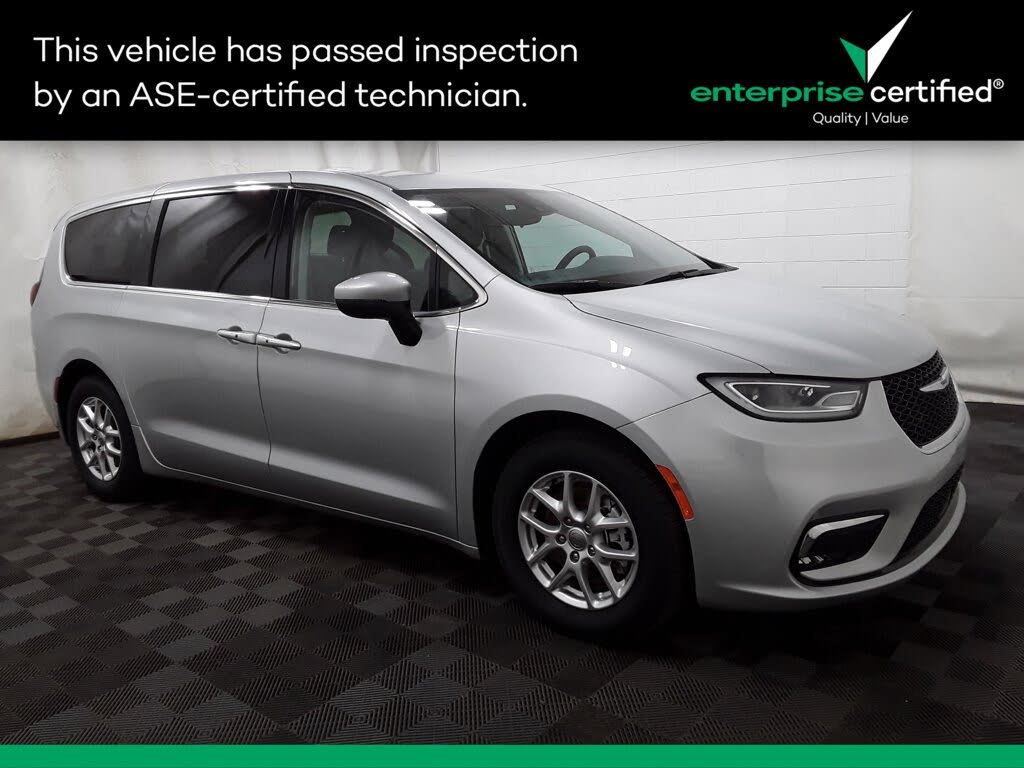 2023 Chrysler Pacifica Touring L FWD