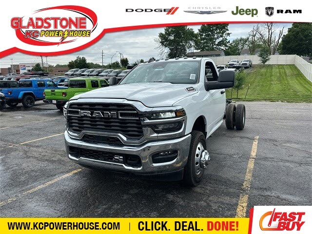2025 RAM 3500 Chassis Tradesman Regular Cab LB DRW 4WD