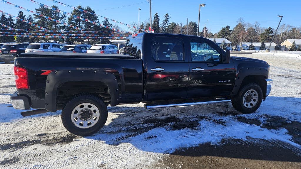 2012 Chevrolet Silverado 2500HD LT Crew Cab 4WD