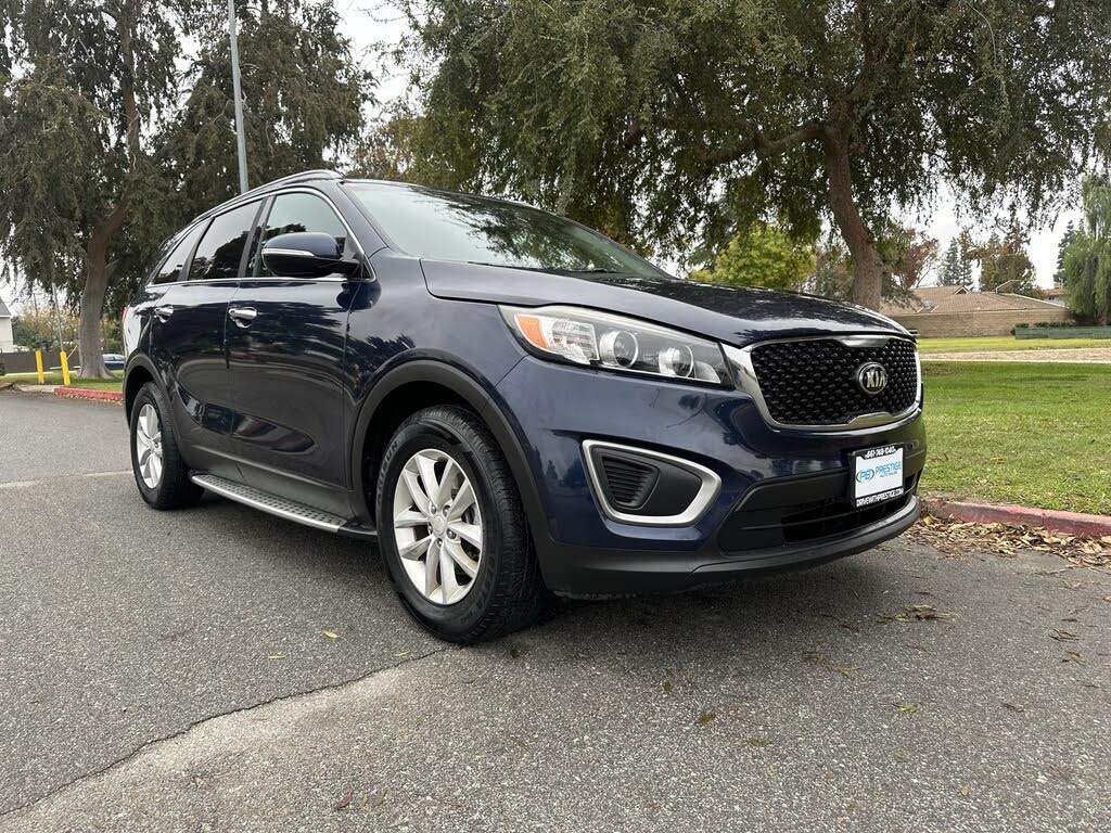 2016 Kia Sorento LX