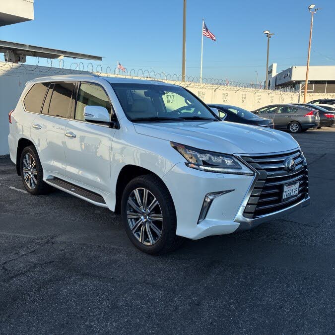 2017 Lexus LX 570 4WD