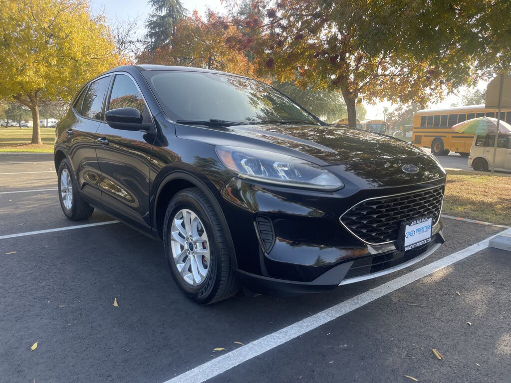 2020 Ford Escape SE FWD