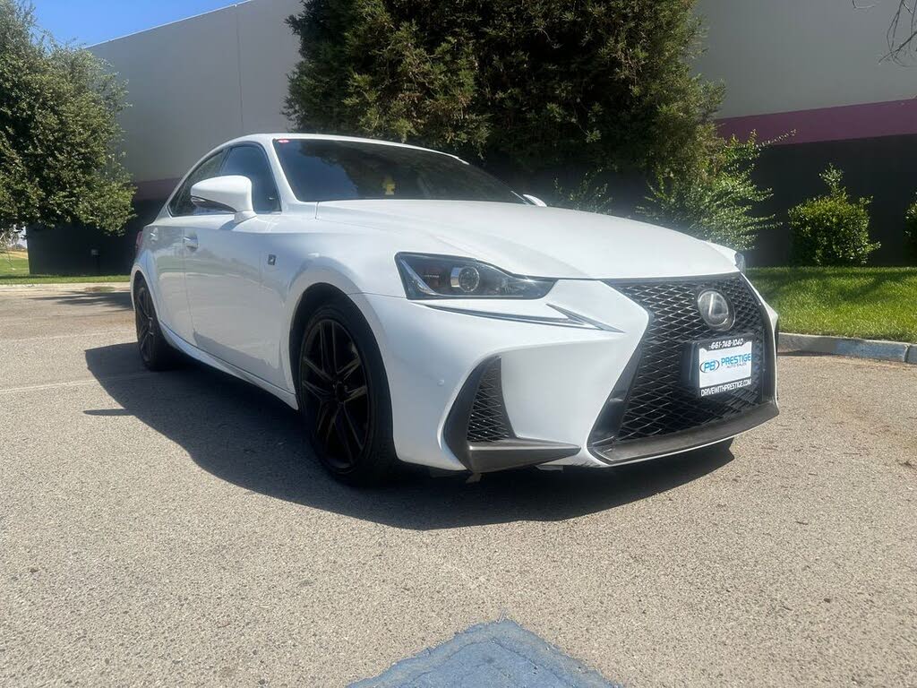 2020 Lexus IS 300 RWD