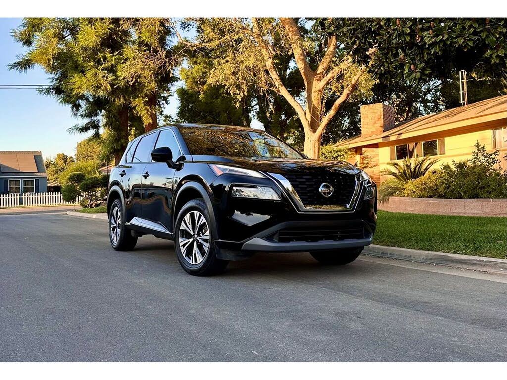 2021 Nissan Rogue SV FWD