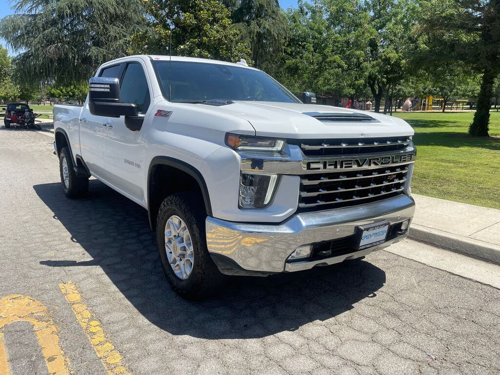 2022 Chevrolet Silverado 2500HD LTZ Crew Cab 4WD