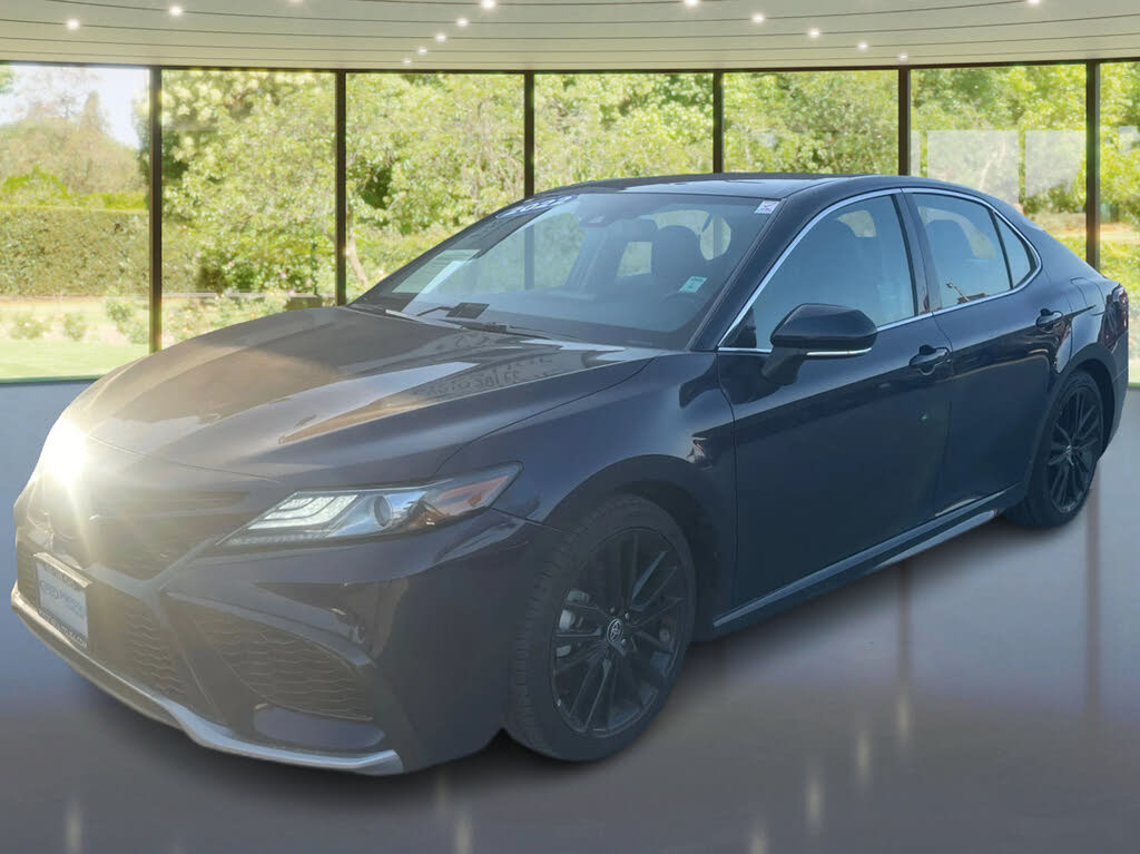 2022 Toyota Camry XSE FWD