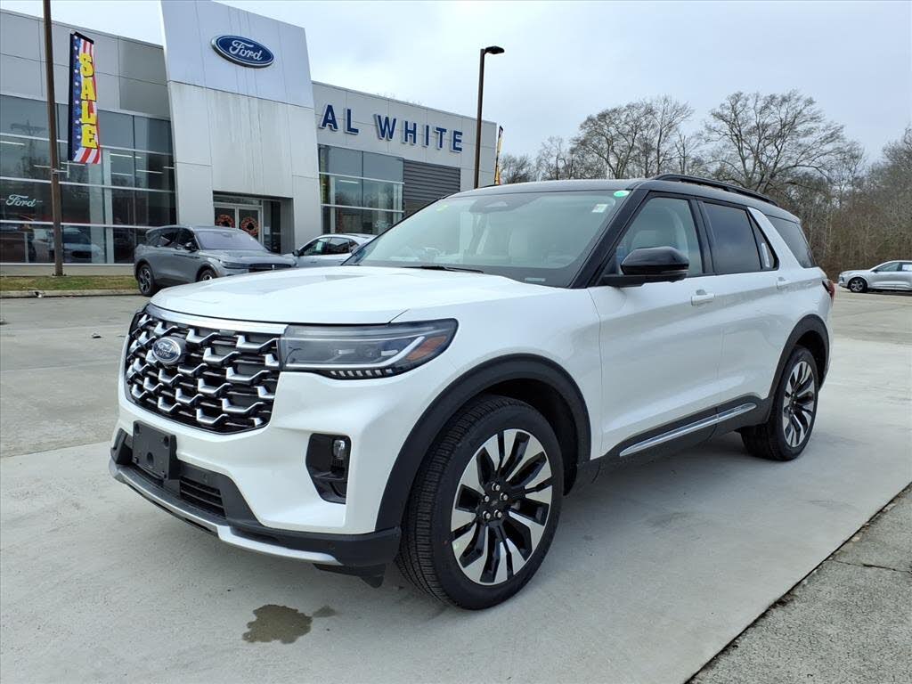 2026 Ford Explorer Platinum AWD