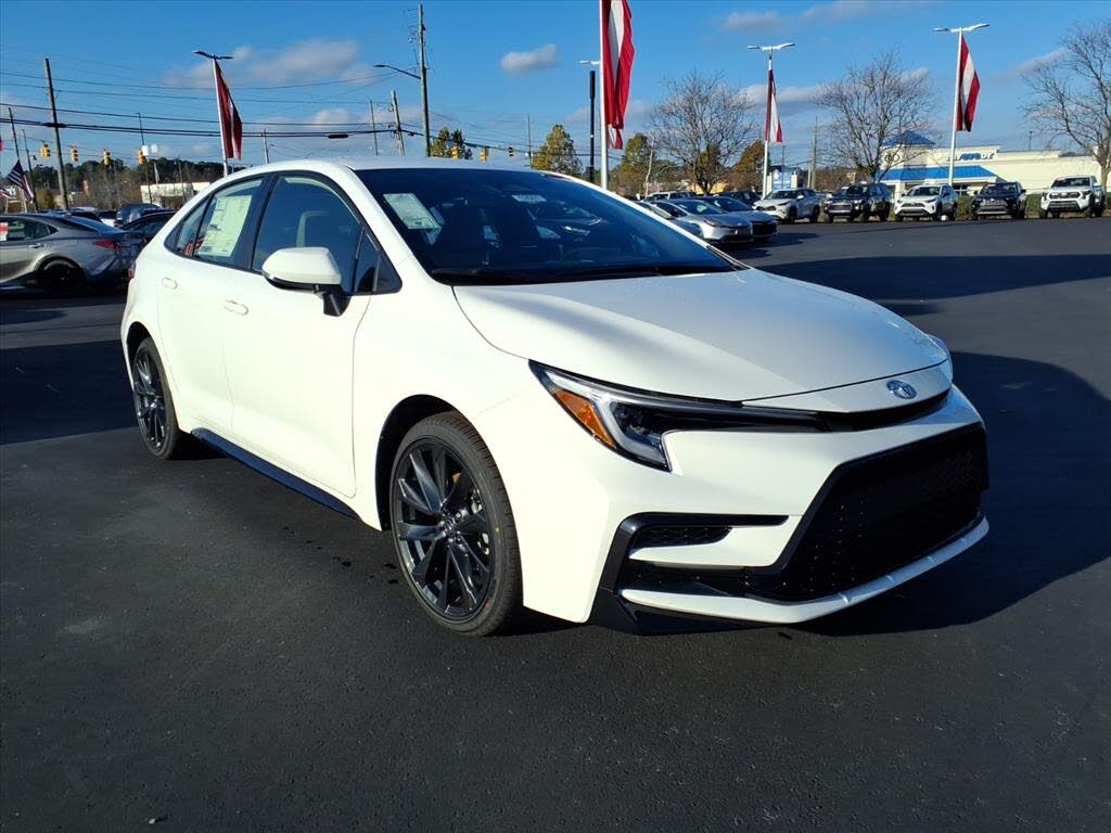 2026 Toyota Corolla Hybrid SE FWD