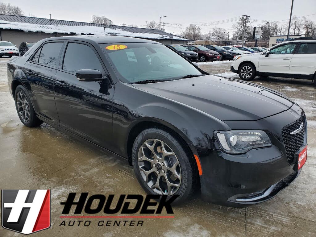 2015 Chrysler 300 S AWD