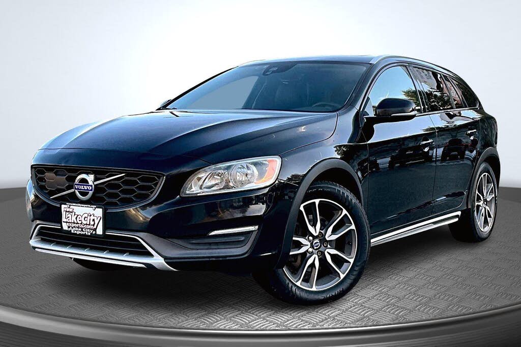 2016 Volvo V60 Cross Country