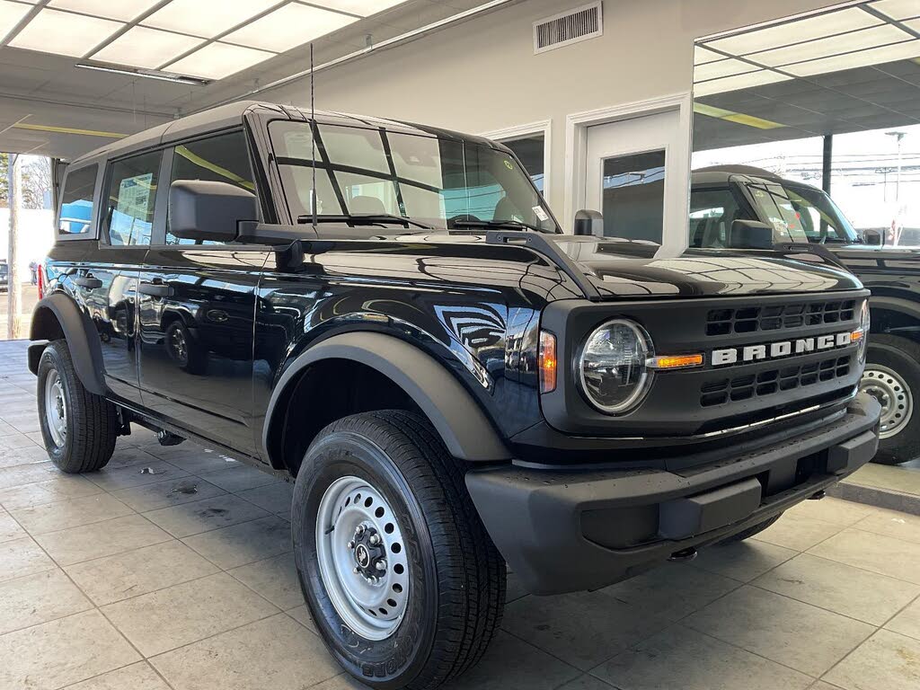 2025 Ford Bronco 4-Door 4WD