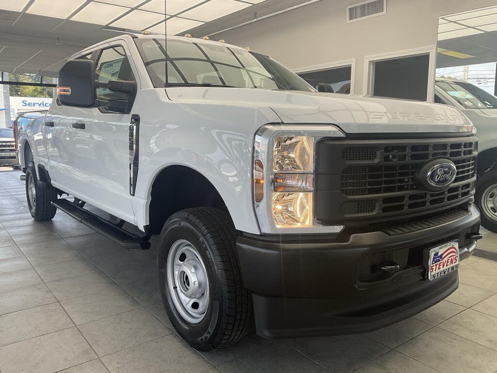 2026 Ford F-250 Super Duty XLT Crew Cab 4WD