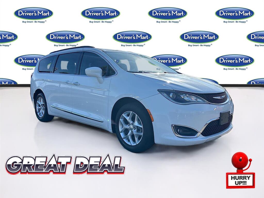 2017 Chrysler Pacifica Touring L FWD