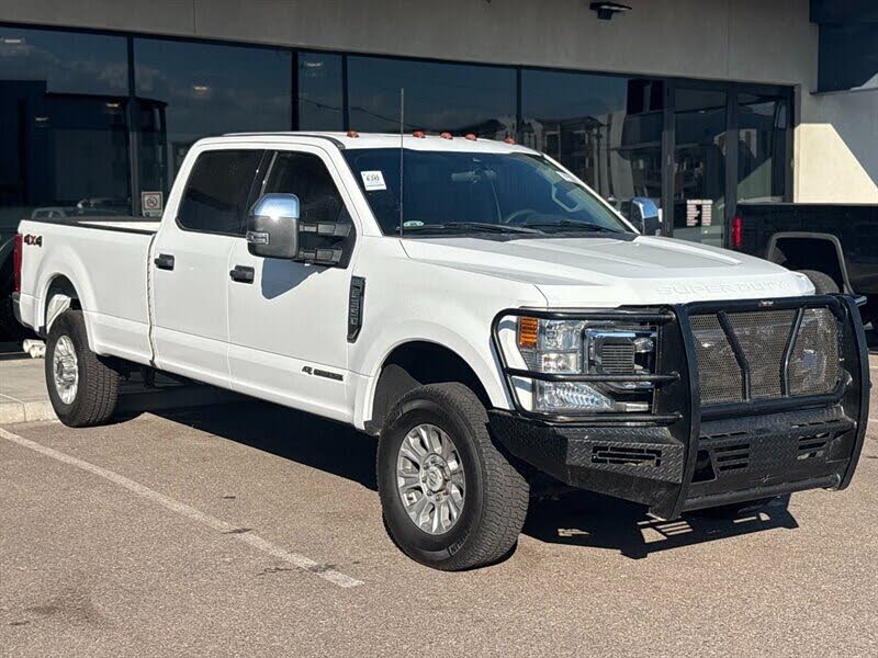2022 Ford F-350 Super Duty XLT Crew Cab LB 4WD