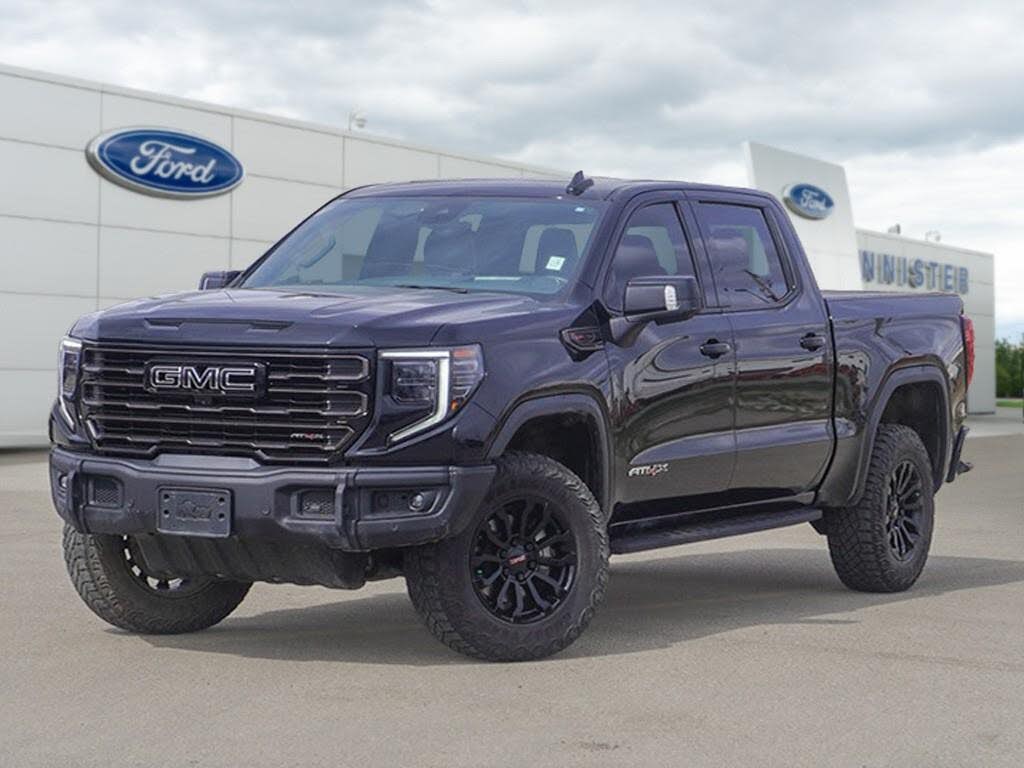 2023 GMC Sierra 1500 AT4X Crew Cab 4WD