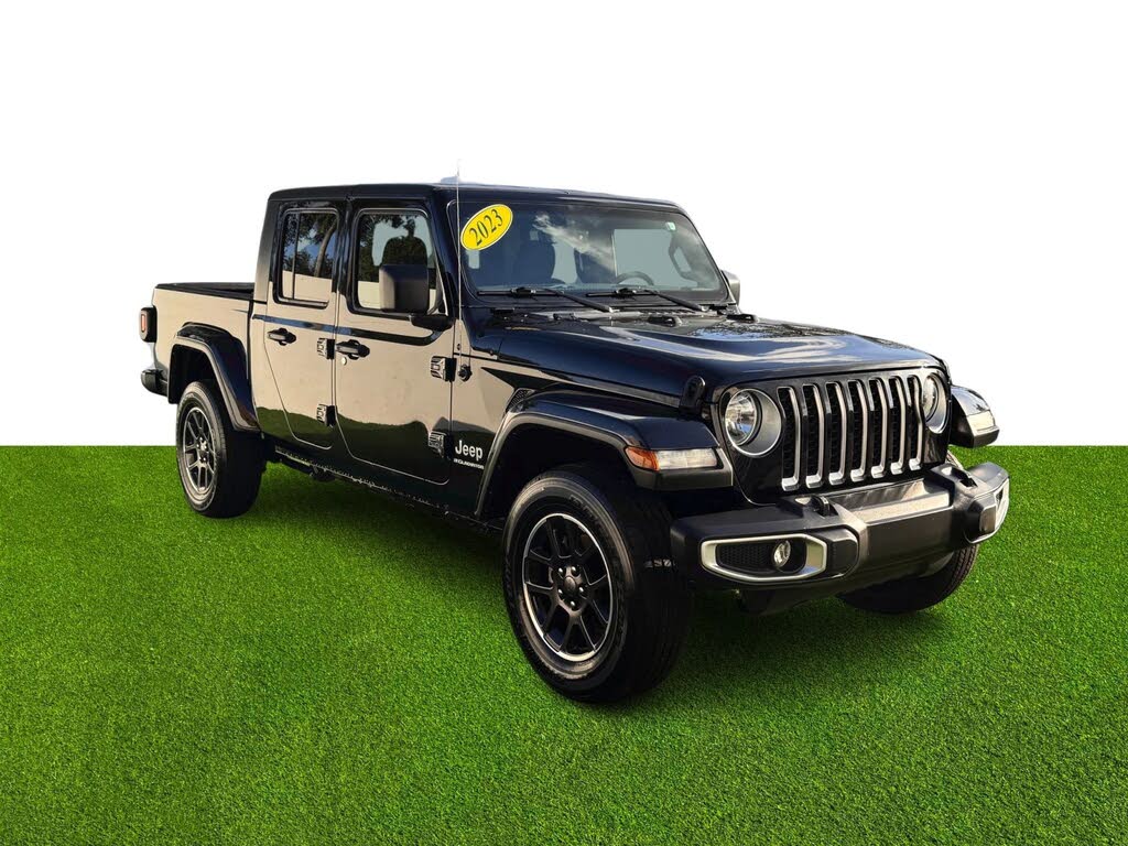 2023 Jeep Gladiator Overland Crew Cab 4WD
