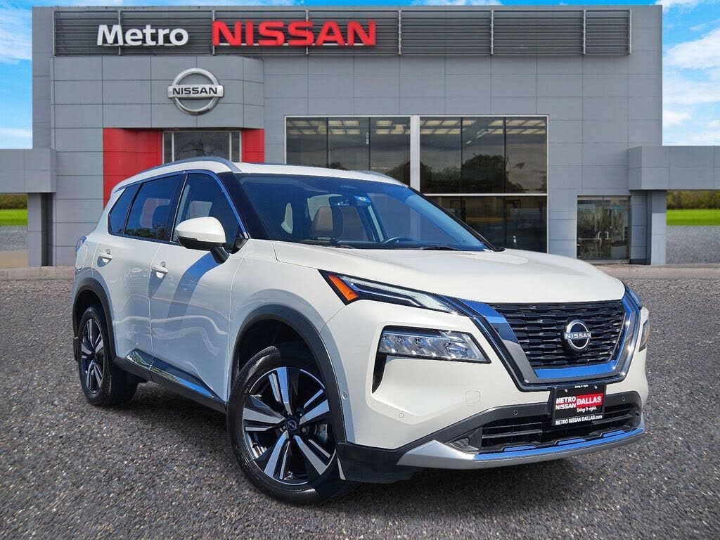2023 Nissan Rogue Platinum FWD