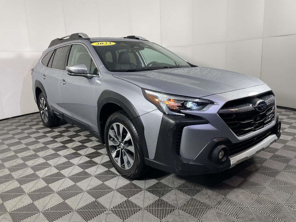 2023 Subaru Outback Touring XT AWD