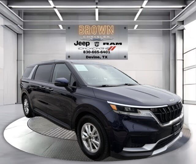 2024 Kia Carnival LX FWD